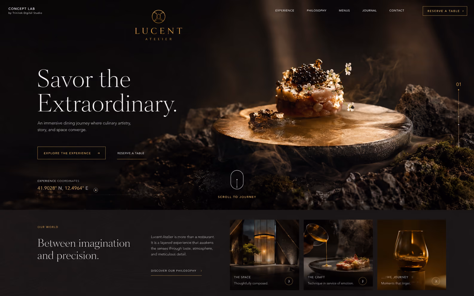 Concept di sito web immersivo di fascia signature: piatto scenografico su pietra illuminata, coordinate dell'esperienza e percorso di scoperta a sezioni.